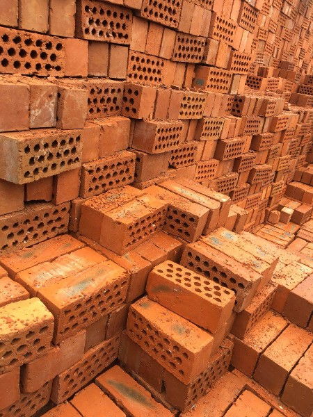 曦運(yùn)建材 多孔磚銷(xiāo)售與裝飾材料的專(zhuān)業(yè)之選